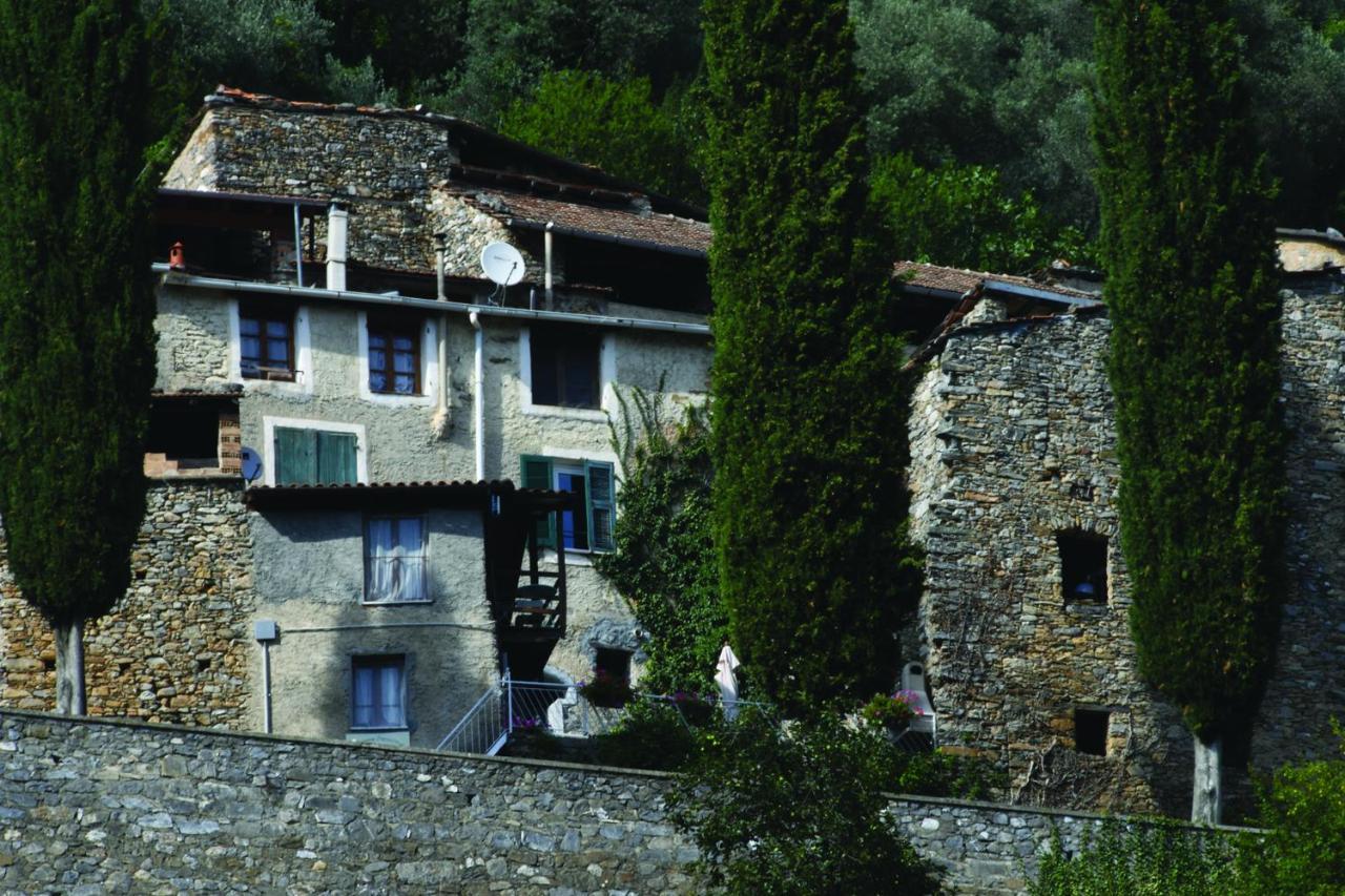 Agriturismo Nonnamelia Nasino Exteriör bild