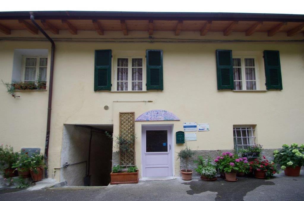 Agriturismo Nonnamelia Nasino Exteriör bild