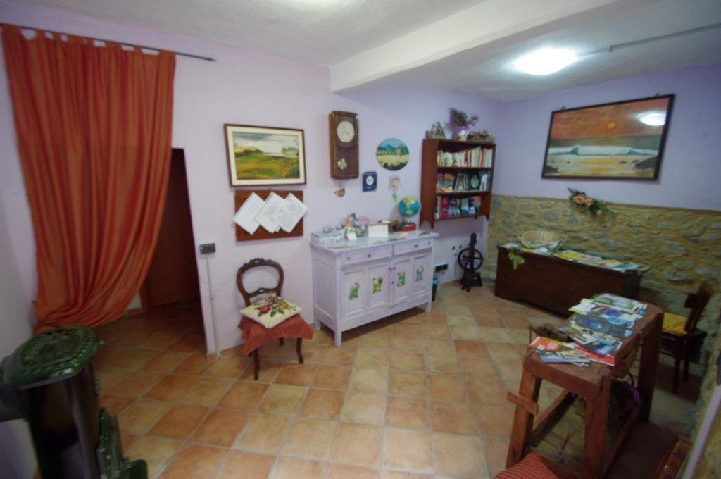 Agriturismo Nonnamelia Nasino Exteriör bild